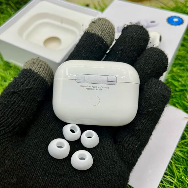 Apple Airpods - Image 4